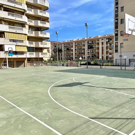 En Y Parking Apartment La Pineda